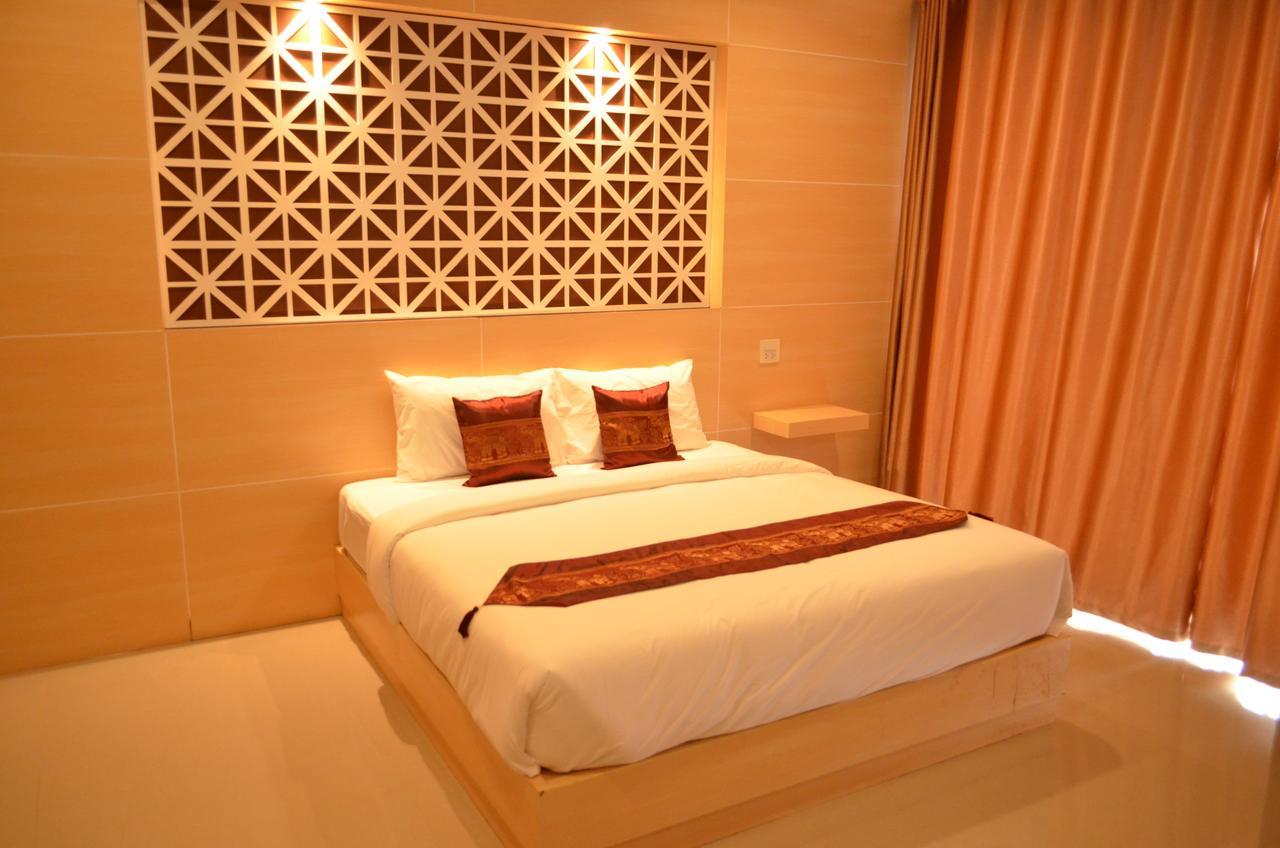 Thatluangview Hotel Vientiane Exterior photo