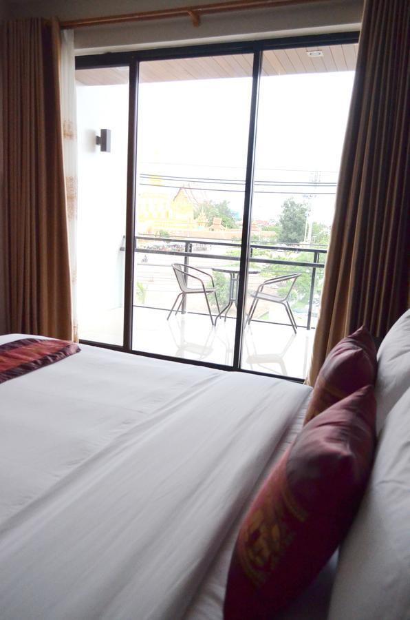 Thatluangview Hotel Vientiane Exterior photo